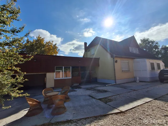 Eladó ház Siójut 160 nm