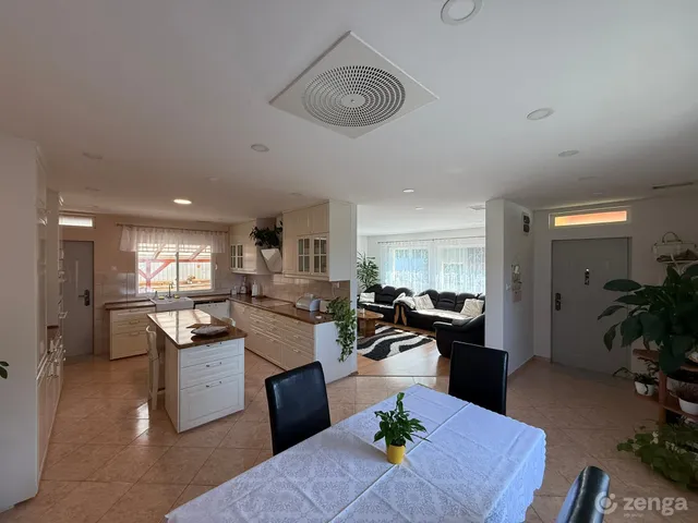 Eladó ház Budapest XVII. kerület, Rákoscsaba 116 nm