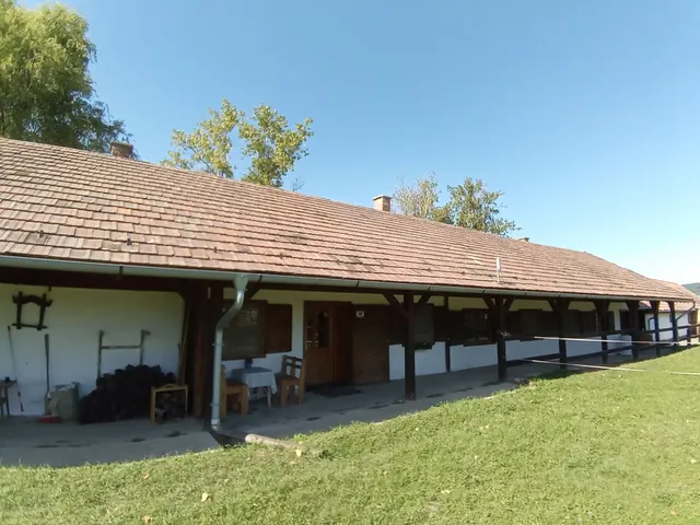 Eladó ház Szokolya 400 nm