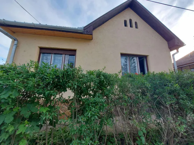 Eladó ház Szokolya 69 nm
