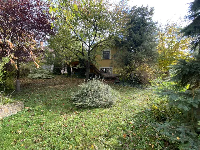 Eladó ház Szokolya 240 nm