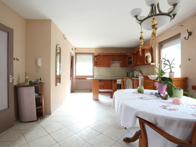 Eladó ház Szentendre 170 nm