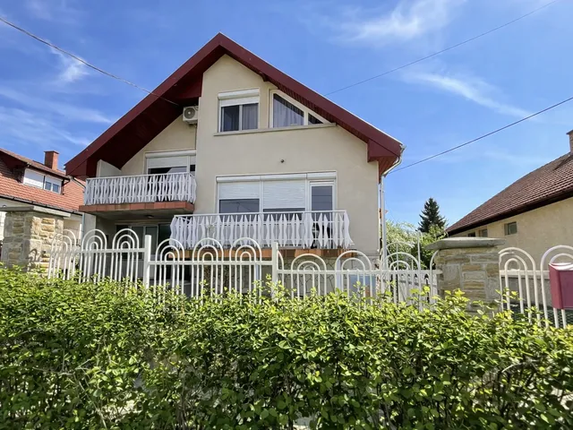 Eladó ház Verőce 210 nm