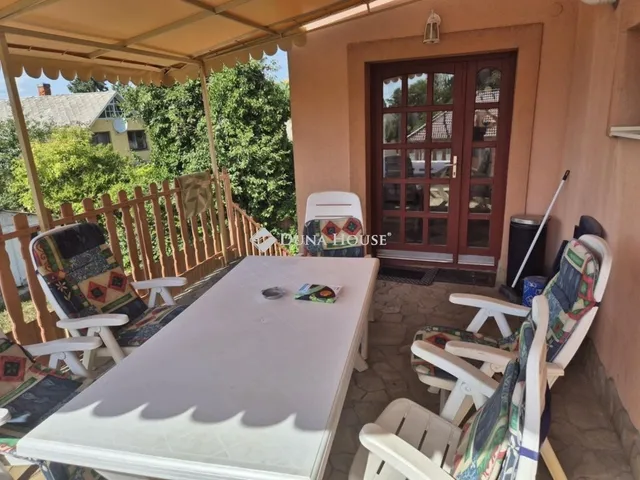 Eladó ház Siófok, Szabadifürdő 180 nm