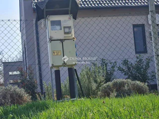 Eladó telek Balatonkenese 901 nm