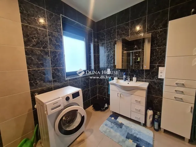 Eladó ház Siófok 211 nm