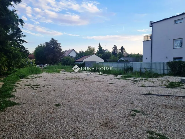 Eladó telek Siófok 810 nm