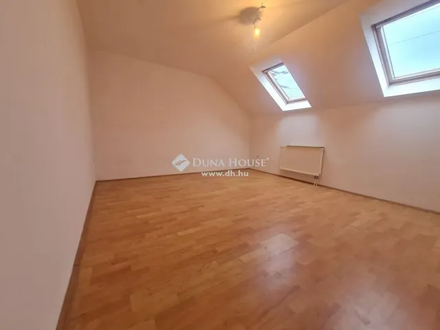 Eladó lakás Badacsonytomaj 97 nm
