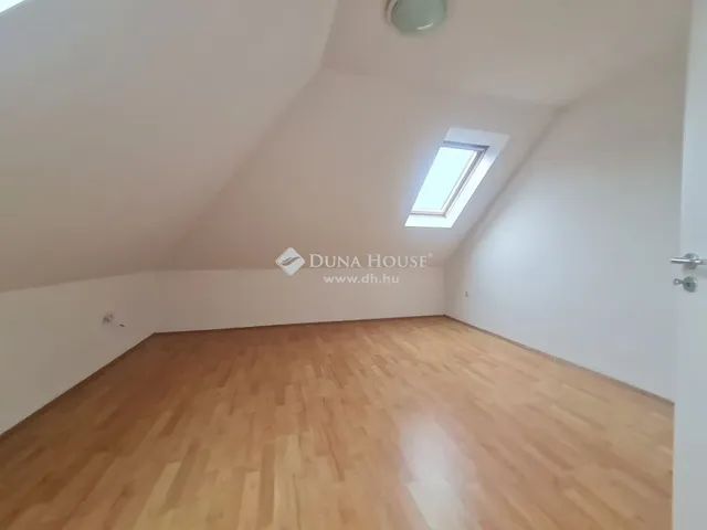 Eladó lakás Badacsonytomaj 97 nm