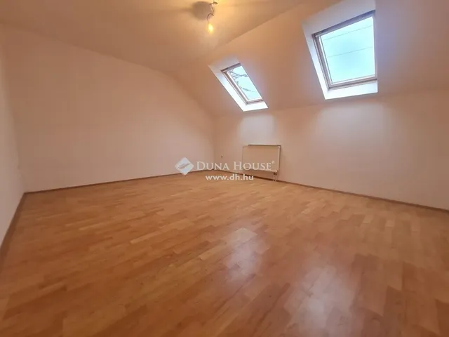 Eladó lakás Badacsonytomaj 97 nm
