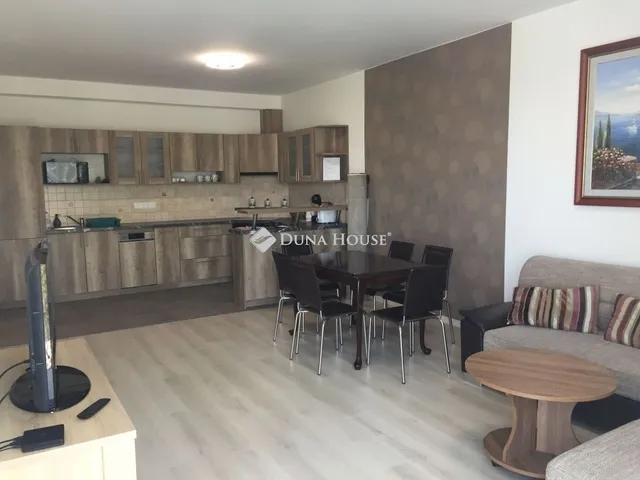 Eladó lakás Siófok 81 nm