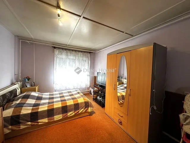 Eladó ház Pincehely 140 nm