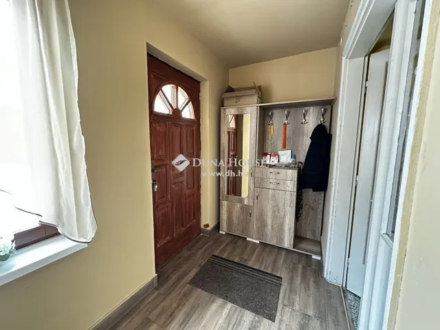 Eladó ház Pincehely 140 nm
