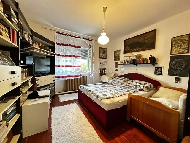 Eladó ház Újireg 107 nm