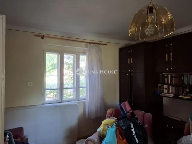 Eladó ház Újireg 72 nm