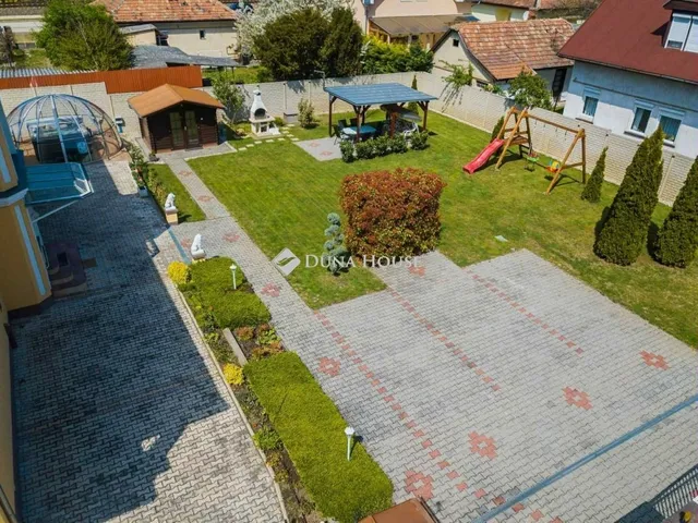 Eladó ház Siófok 210 nm