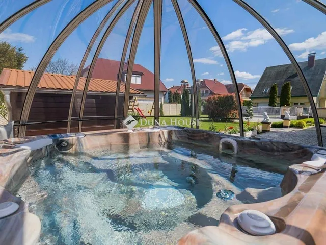 Eladó ház Siófok 210 nm