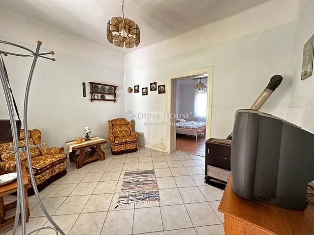 Eladó ház Zics 90 nm