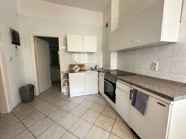 Eladó ház Zics 90 nm