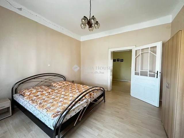 Eladó ház Zics 90 nm