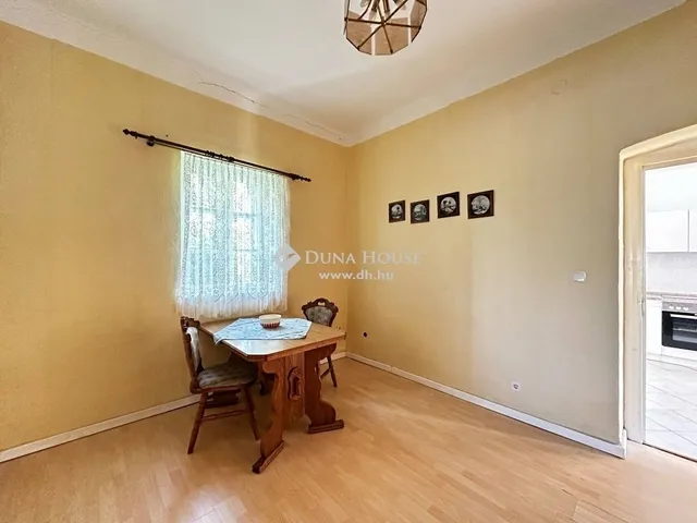 Eladó ház Zics 90 nm