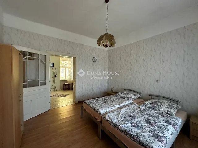 Eladó ház Zics 90 nm