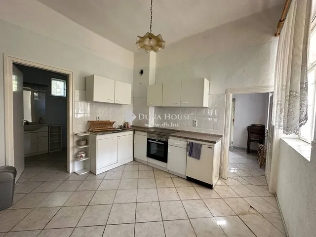 Eladó ház Zics 90 nm