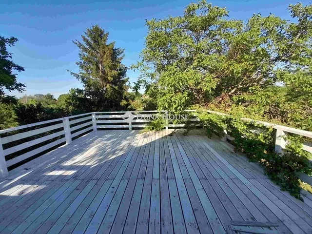 Eladó ház Balatonszárszó 200 nm