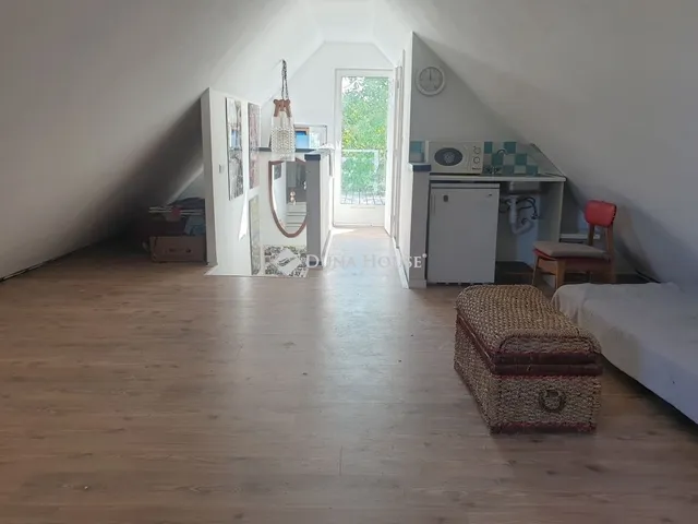 Eladó ház Balatonszárszó 200 nm