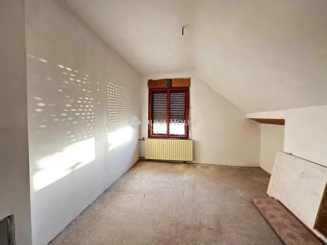 Eladó ház Iregszemcse 200 nm