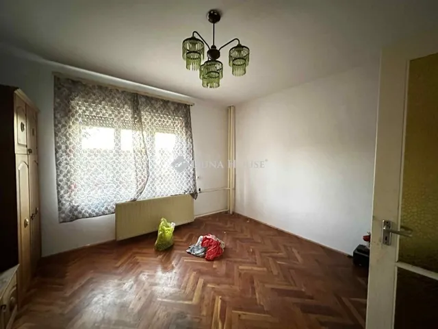 Eladó ház Iregszemcse 200 nm