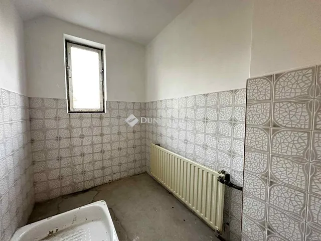 Eladó ház Iregszemcse 200 nm