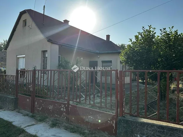 Eladó ház Nagykónyi 50 nm