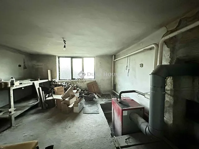 Eladó ház Iregszemcse 200 nm