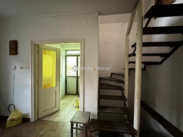 Eladó ház Iregszemcse 200 nm