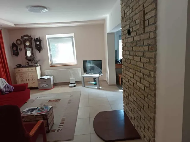 Eladó ház Tamási 140 nm