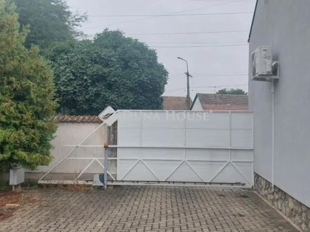 Eladó ház Dombóvár 81 nm
