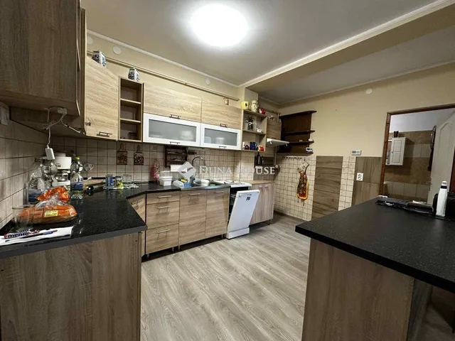 Eladó ház Pincehely 70 nm