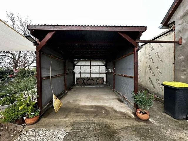 Eladó ház Pincehely 70 nm