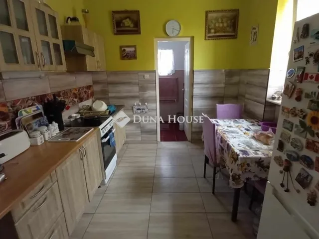 Eladó ház Enying 122 nm