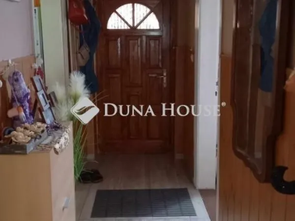 Eladó ház Enying 122 nm