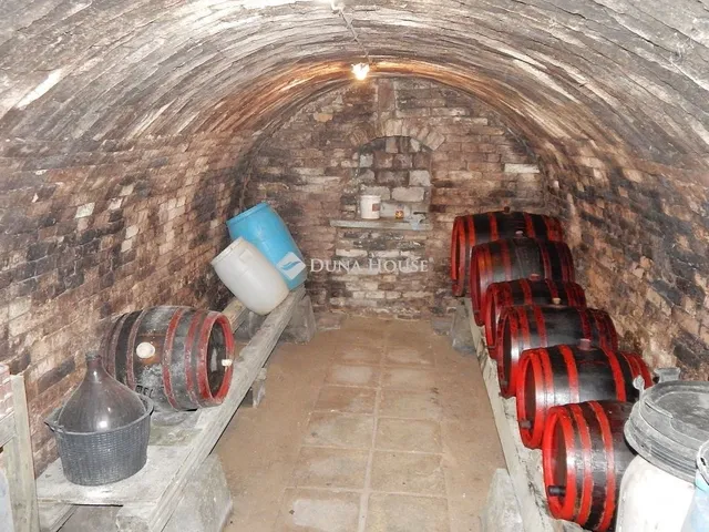 Eladó üdülő és hétvégi ház Enying 140 nm