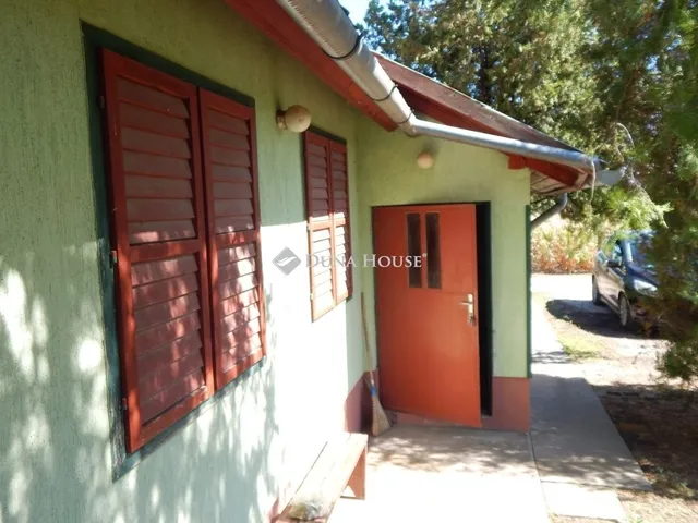 Eladó üdülő és hétvégi ház Enying 140 nm