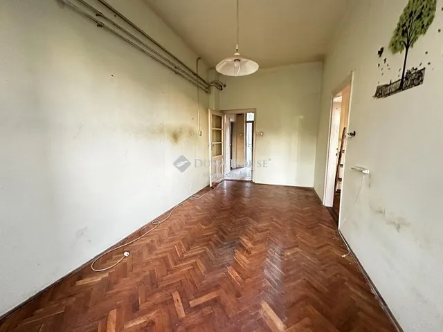 Eladó lakás Tamási 54 nm