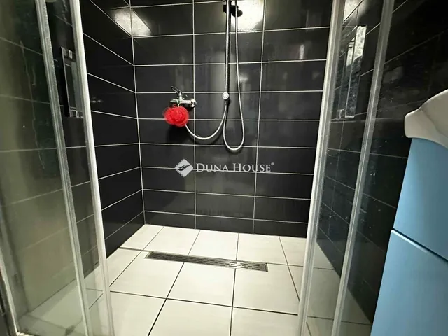 Eladó ház Felsőnyék 67 nm