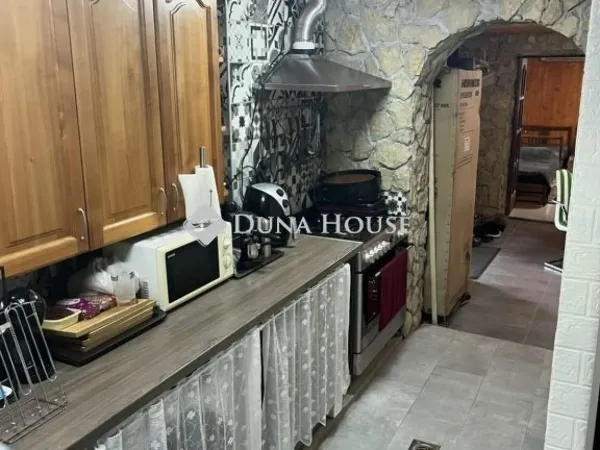 Eladó ház Felsőnyék 67 nm