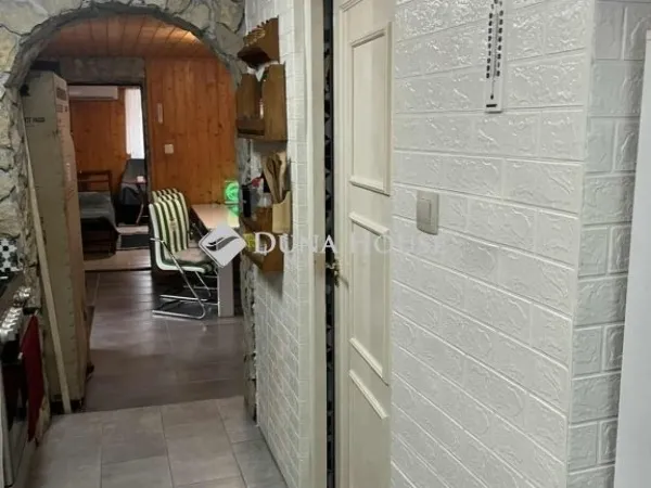 Eladó ház Felsőnyék 67 nm