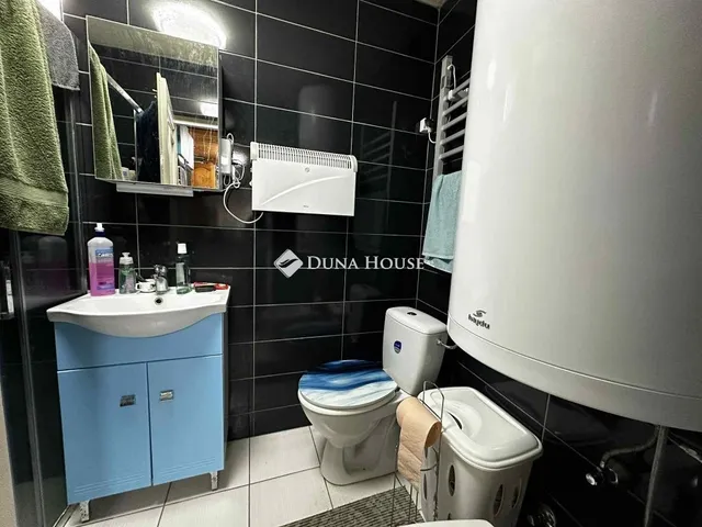 Eladó ház Felsőnyék 67 nm