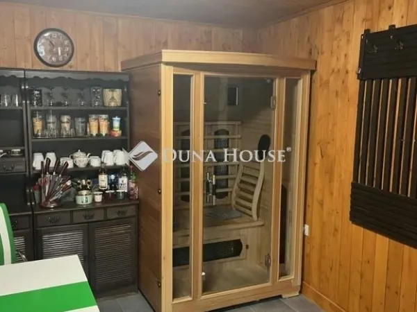 Eladó ház Felsőnyék 67 nm