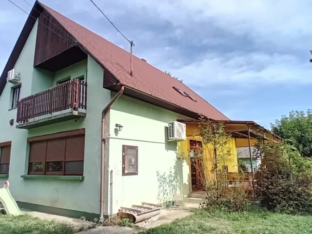 Eladó ház Siófok, Balatonkiliti 160 nm